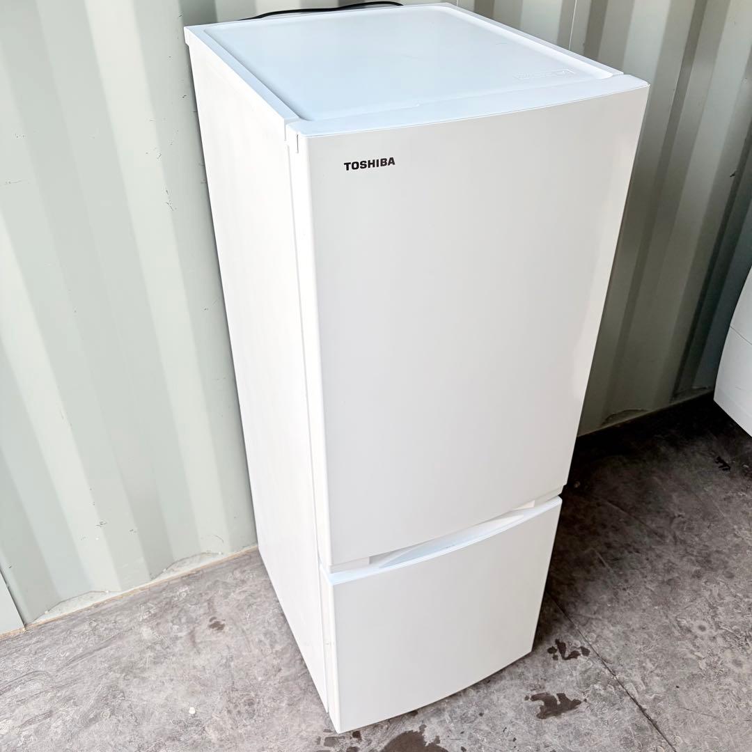 運搬取付無料！ホワイト純正東芝大容量スリムフラットデザイン冷蔵庫！完動超美品！