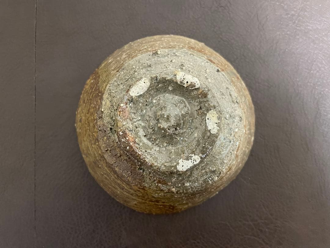 森田十雨　片身替茶盌　共箱　栞　茶碗　高麗茶碗　茶道具