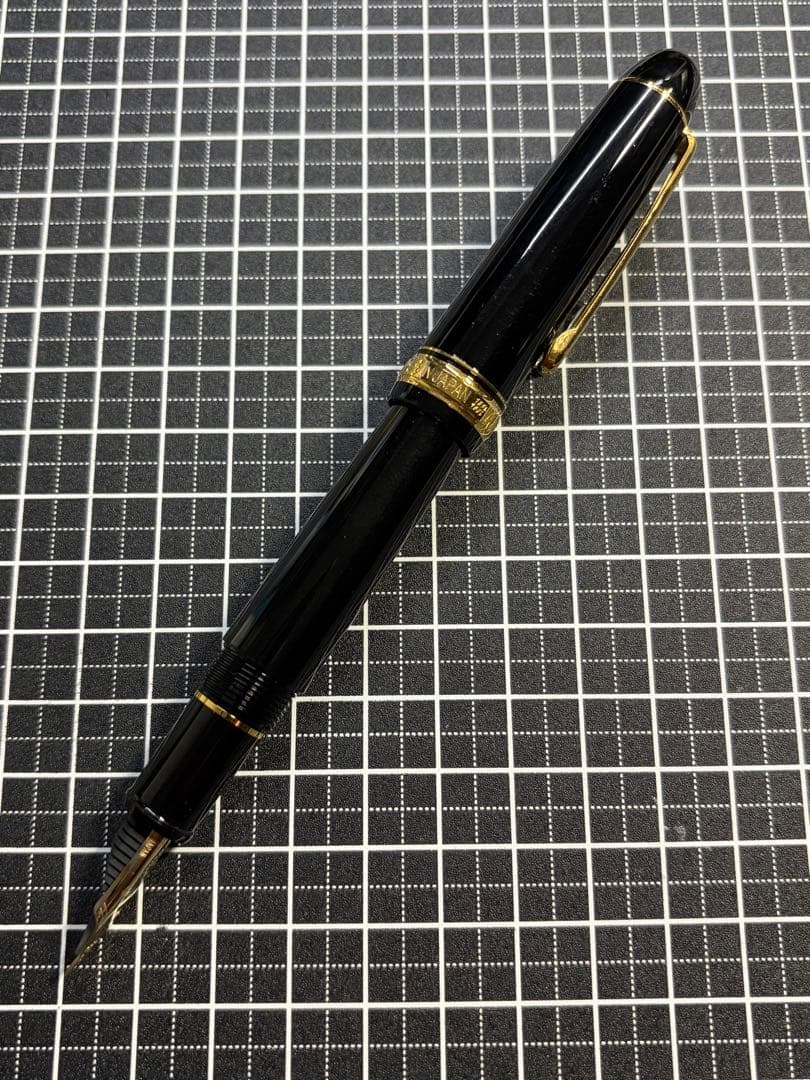 筆記具 PLATINUM #3776 CENTURY BLACK in BLACK FP
