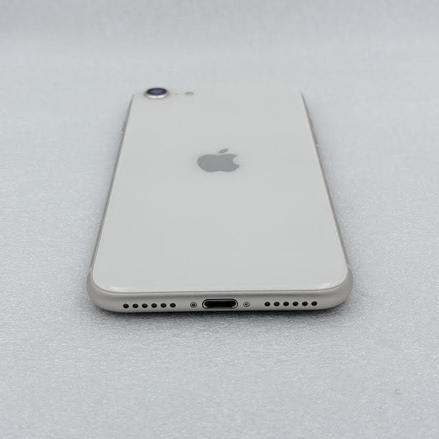 【極美品】iPhone SE3 64GB SIMフリー ホワイト