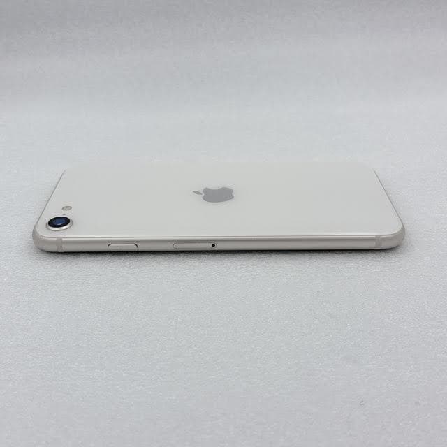 【極美品】iPhone SE3 64GB SIMフリー ホワイト