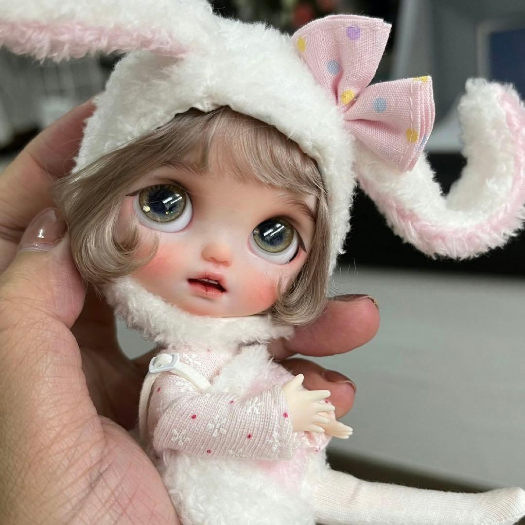 カスタムポップマートブライス  人気海外作家様 かわいい 幼い 天使のような
