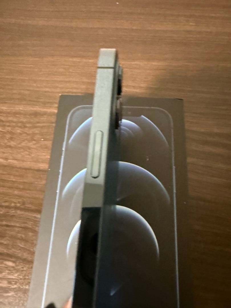 iPhone 12 Pro Max 128GB SIMフリー