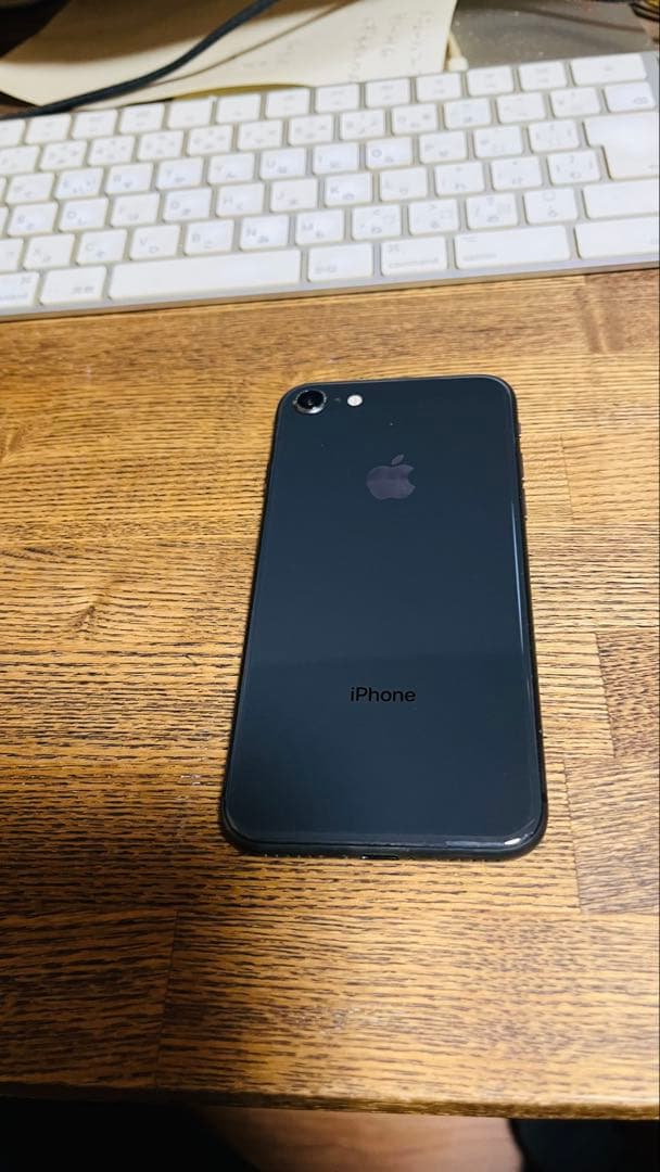 iPhone8 64GBバッテリー85% ①