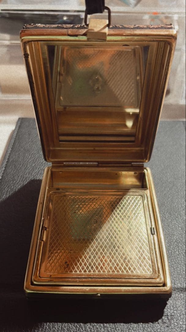 骨董品　ヴィンテージ　化粧品　vintage makeup