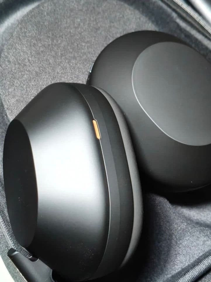 美品 SONY WH-1000XM5 元箱付き 付属品完備 動作良好