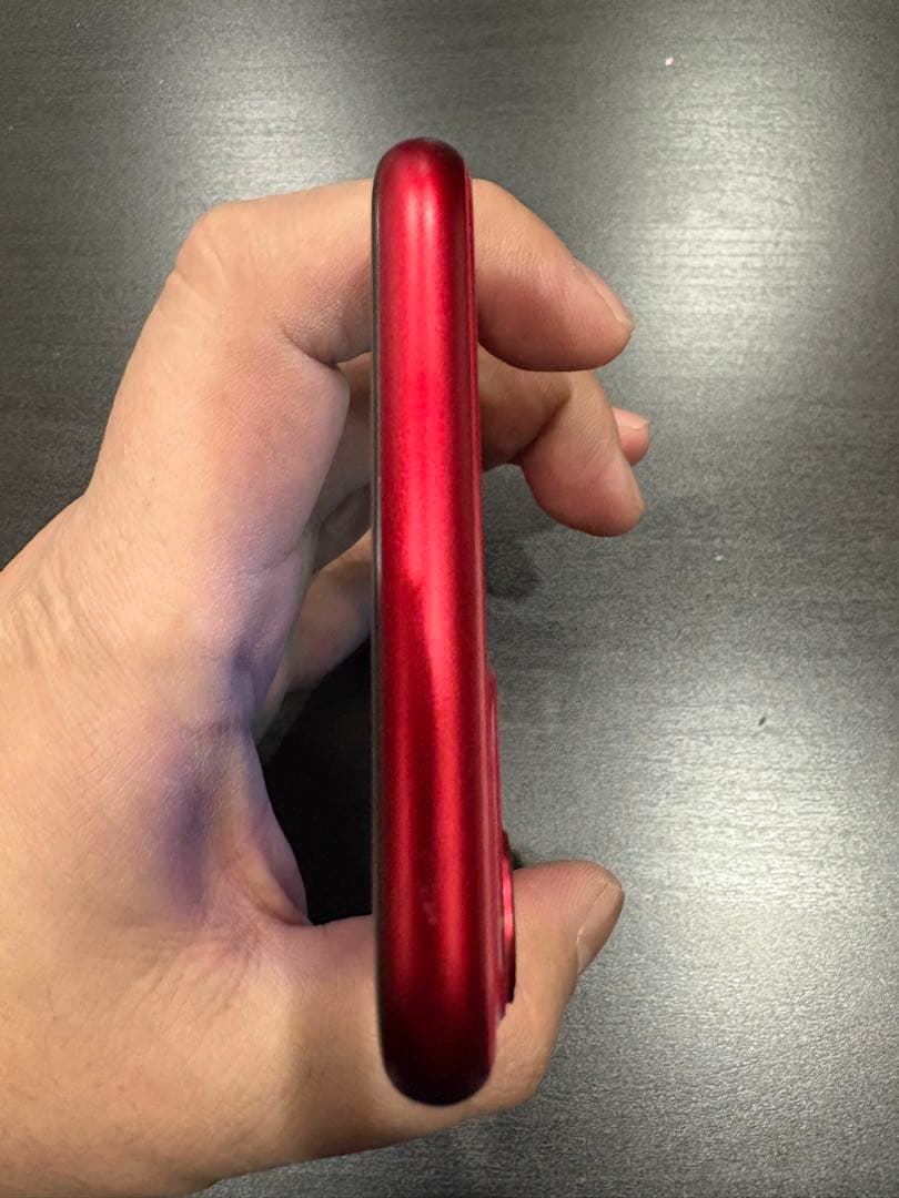 Apple iPhone11 64GB レッド　77%