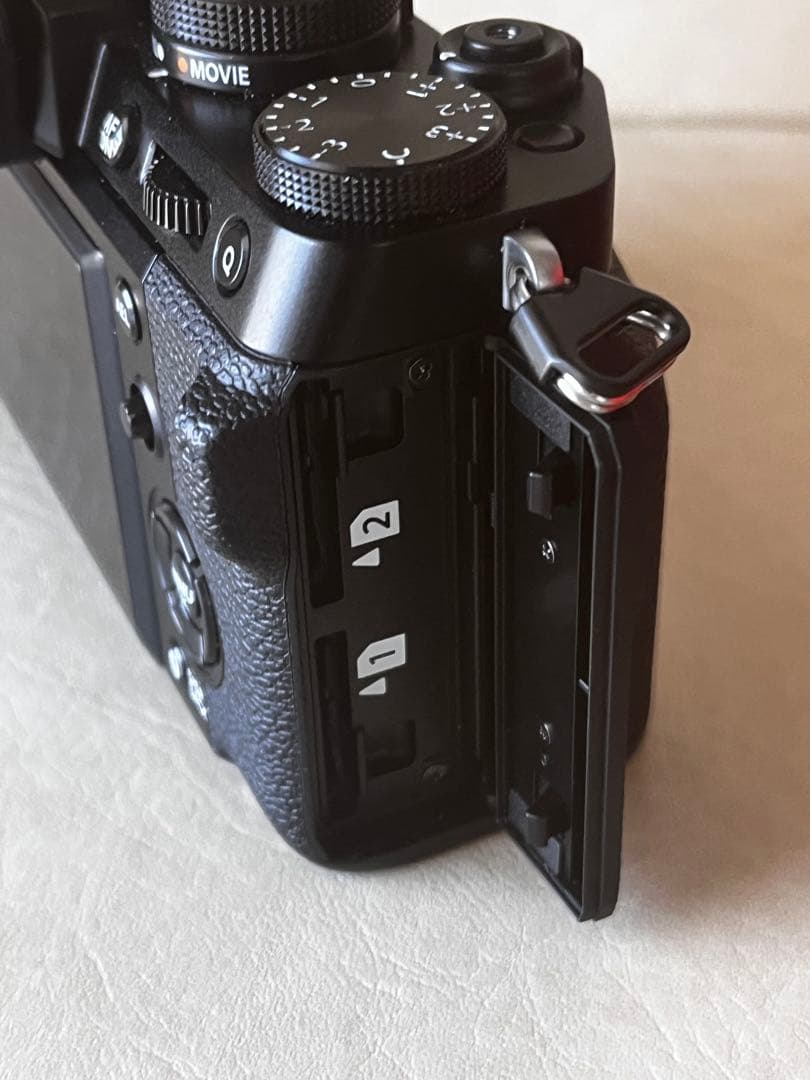 富士フイルム X-T5 ブラック ボディ 美品 元箱あり