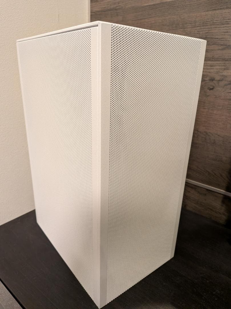 SSUPD Meshlicious Mini-ITX インシュレーター付き