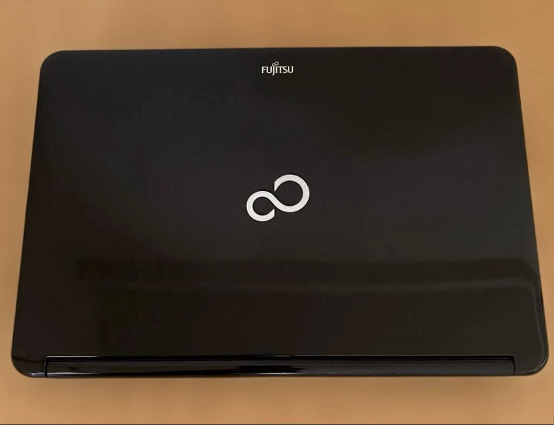Fujitsu ノートPC LIFEBOOK AH54