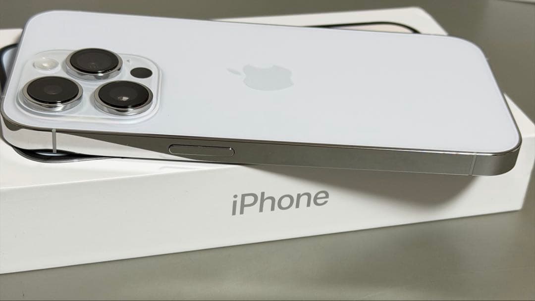 iPhone14Pro 128GB / シルバー / SIMフリー / 美品