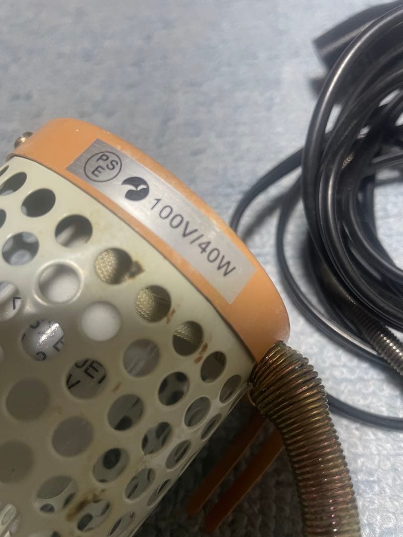 ペット　鳥　電球型ヒーター 100V/40W サーモスタット付き　マルカン