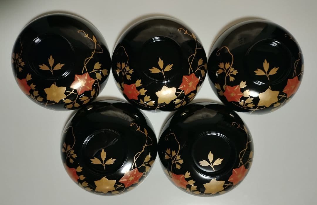 平安 象彦　鉄仙蒔絵　小判盆と吸物椀