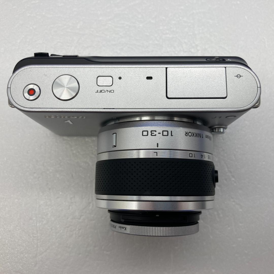 Nikon 1 J1　シルバー　ダブルズーム