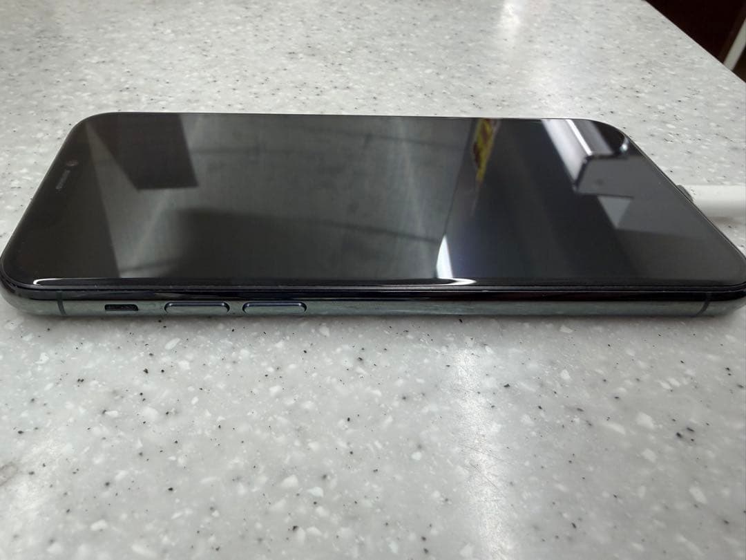 iphone11pro スペースグレイ 64GB 本体 SIMロックあり