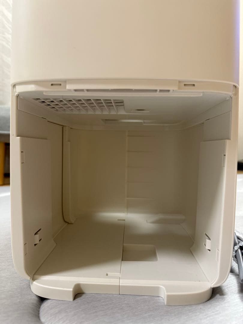 シャープ 加熱気化式加湿器 HV-P75-W 2021年製