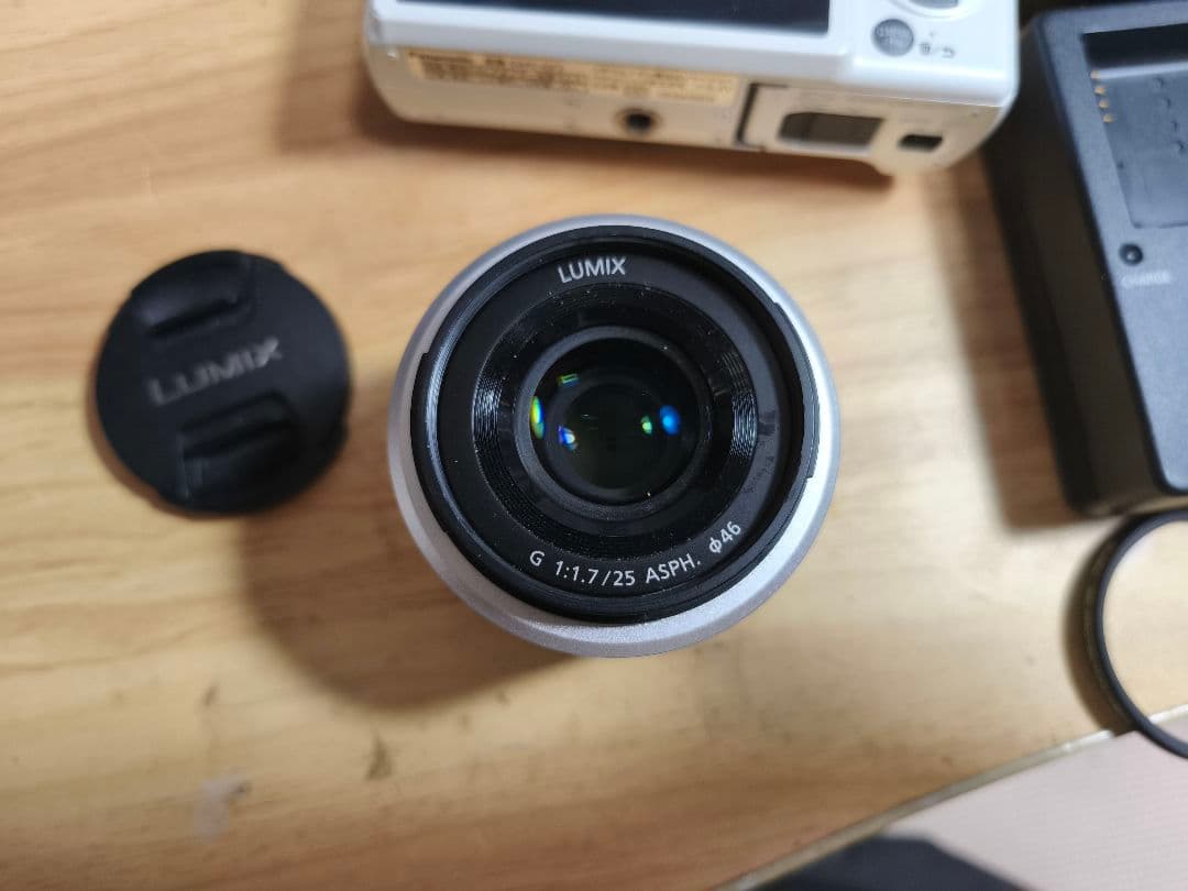 LUMIX DMC-GF2　LUMIX G 25mm F1.7 ASPH