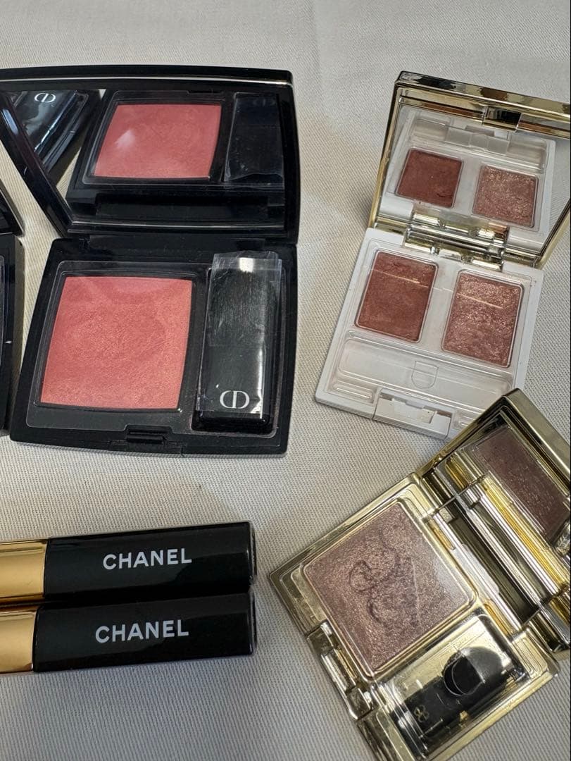 Dior、CHANEL、elegance、、、 メイクアップ