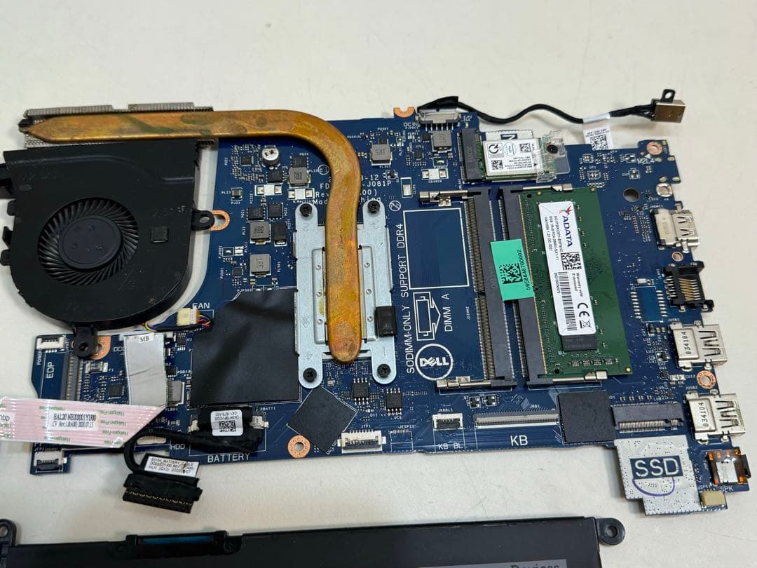 Dell inspiron3593 i5-1035G1メモリー8GBマザーボード