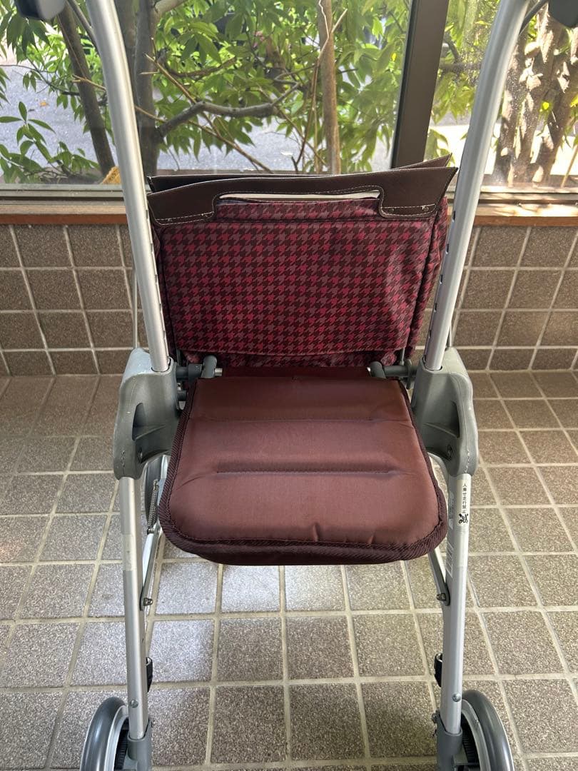 【セール】【美品】歩行車テイコブリトルスリムWAW04介護用品押して高さ調整可