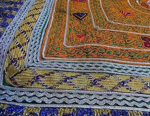 ★W2805★63㎝　刺繍布 アンティーク　古布　アフガニスタン　タッセル