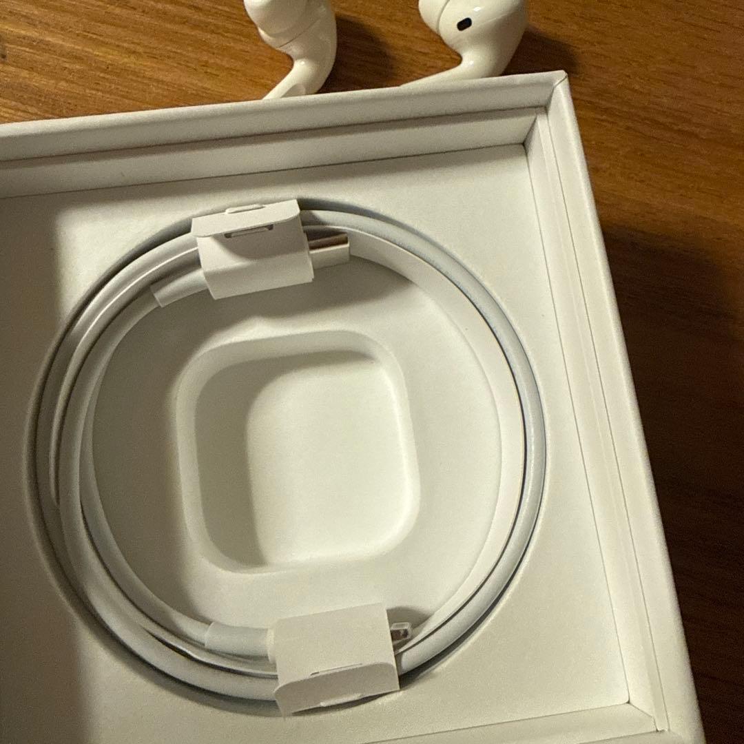 大値下げ‼️AirPods Pro 本体なし両耳イヤホンと付属品あり