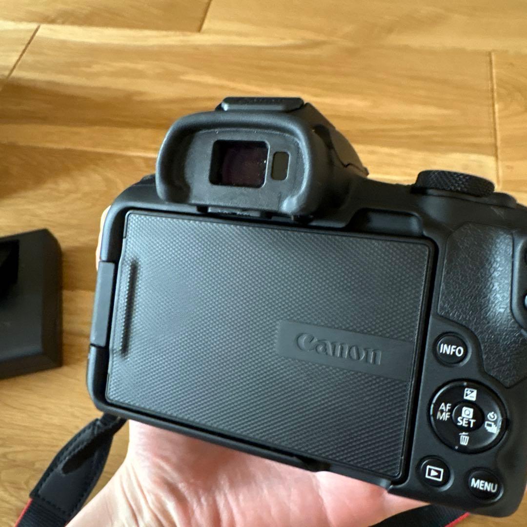 Canon EOS R50 ダブルズームキット レンズプロテクト付き