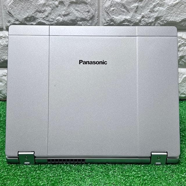 《2022年製》2in1コンバーチブルPC【Panasonic CF-QV1】