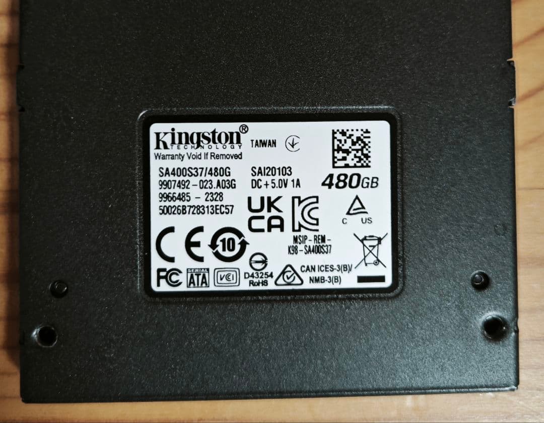 キングストン SATA SSD 480GB ほぼ未使用のSSD