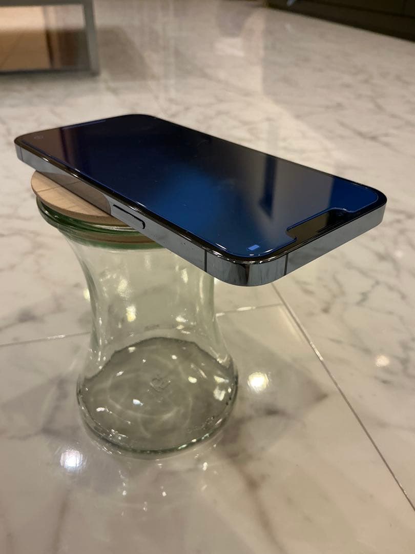美品　Apple iPhone 13 Pro 512GB symフリー