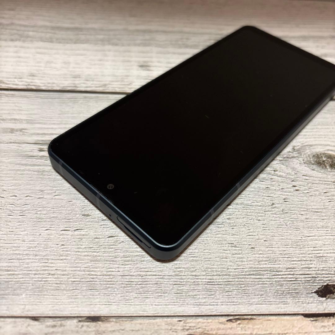 AQUOS sense8 128GB 外観美品　ドット欠け