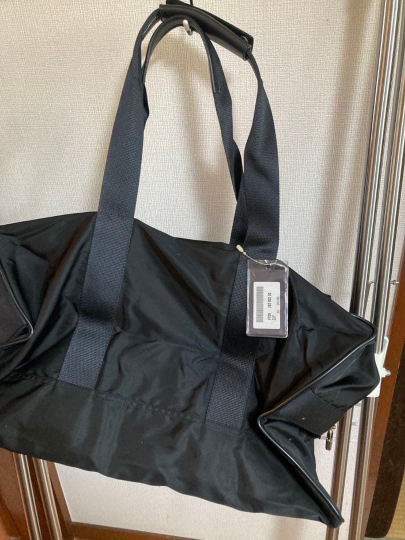 PRADA ブラック ボストンバッグ