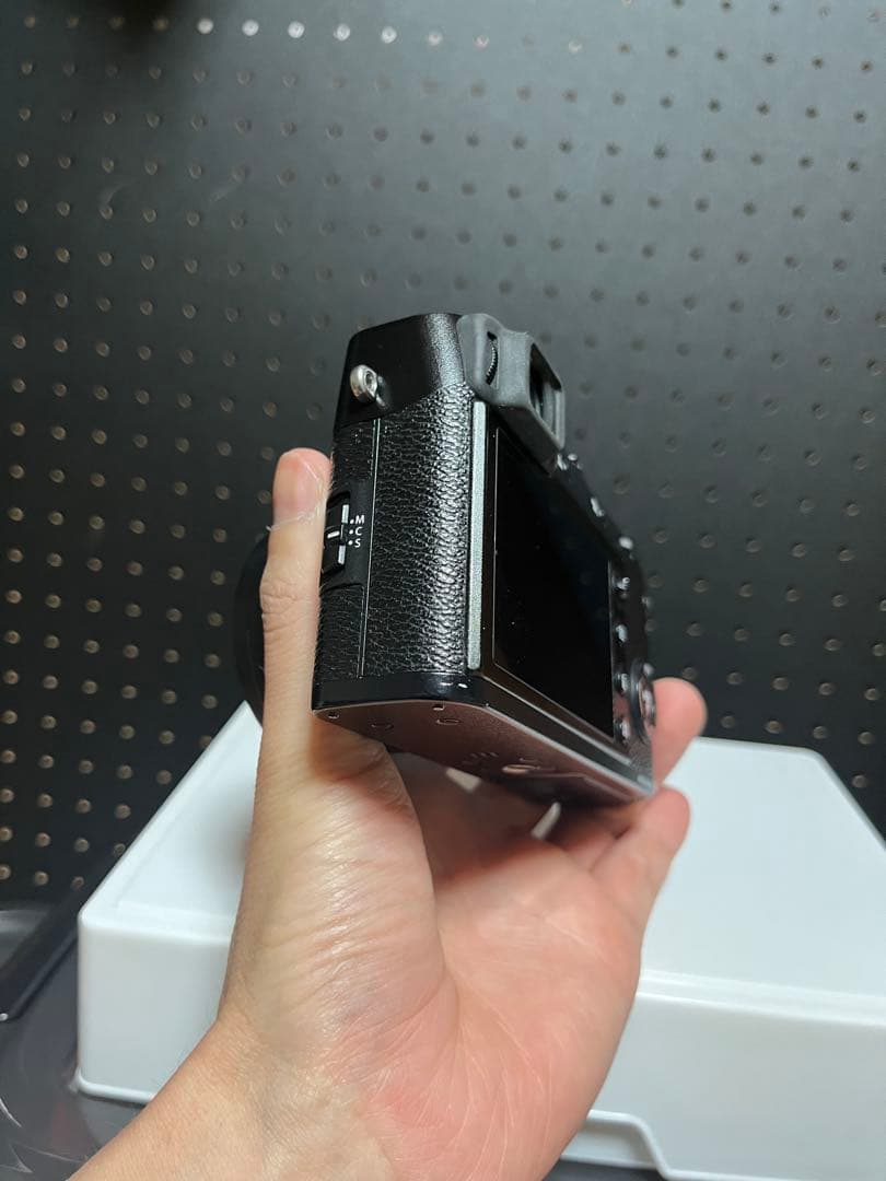 Fujifilm X100F コンパクトデジタルカメラ他