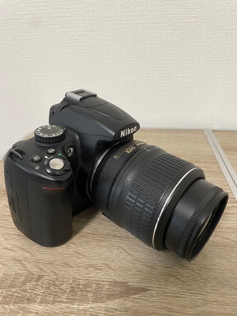 Nikon D5000 レンズキット 18-55mm VR バッテリー充電器付