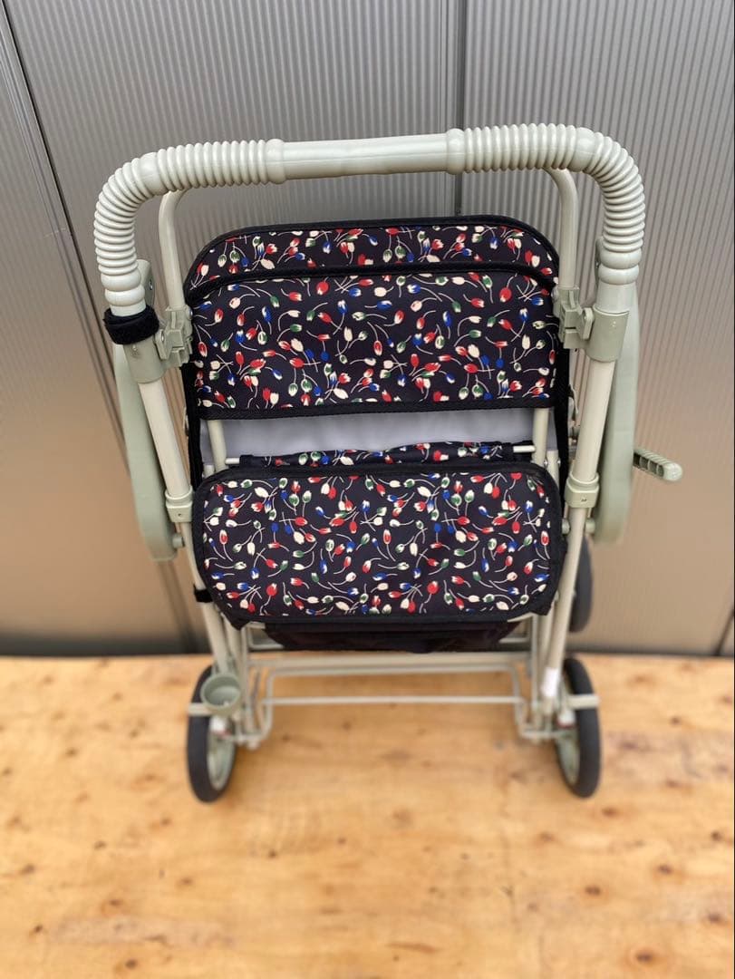 【極美品】 島製作所　SHIMA　シルバーカー　座れる　手押し車　歩行補助
