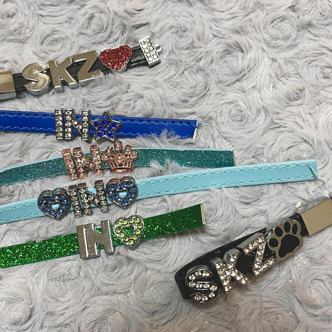 SKZ スキズ　推し　ネームキーホルダー　イニシャル　コピーレザー　韓国アイドル