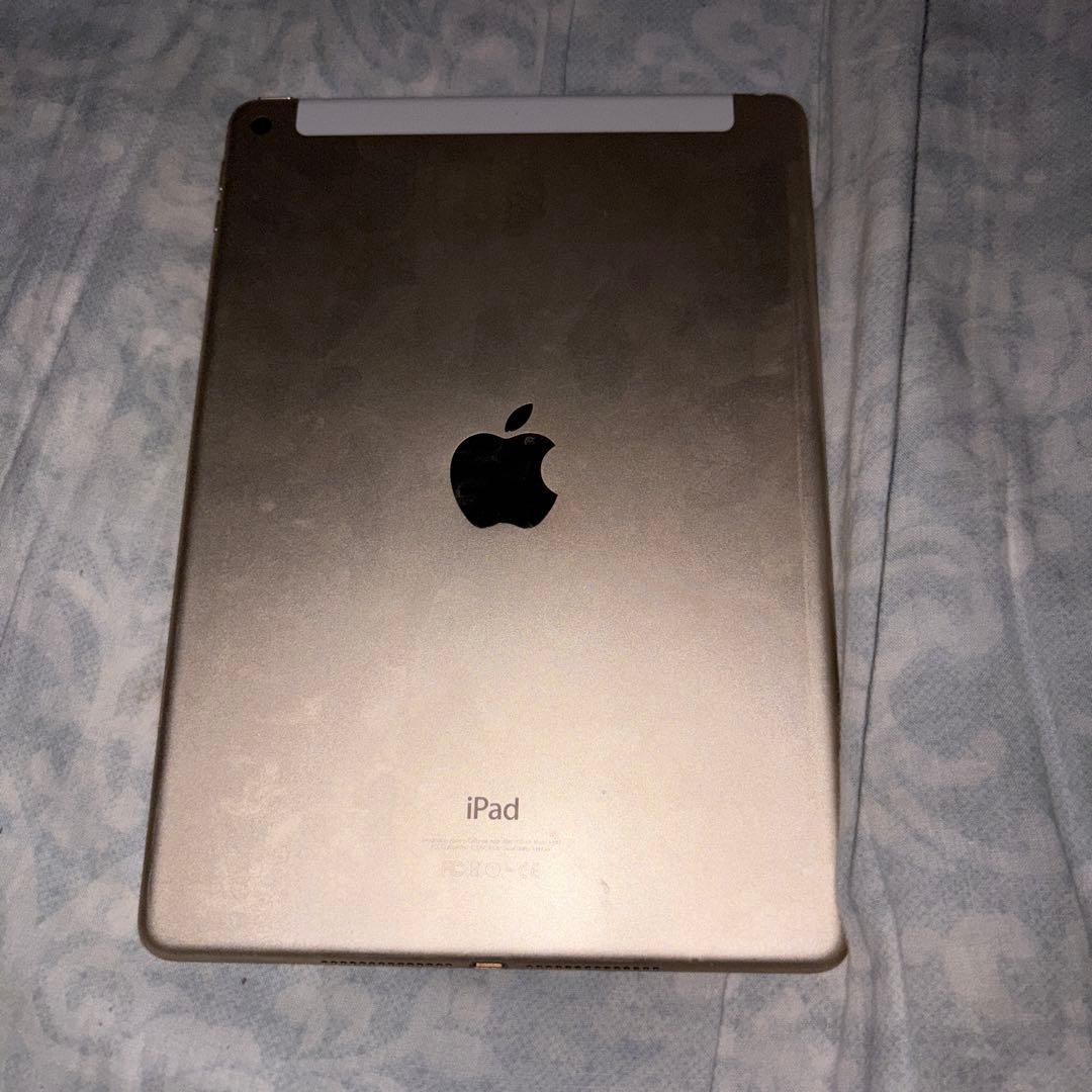 Apple iPad ゴールドair2 32GB たけし