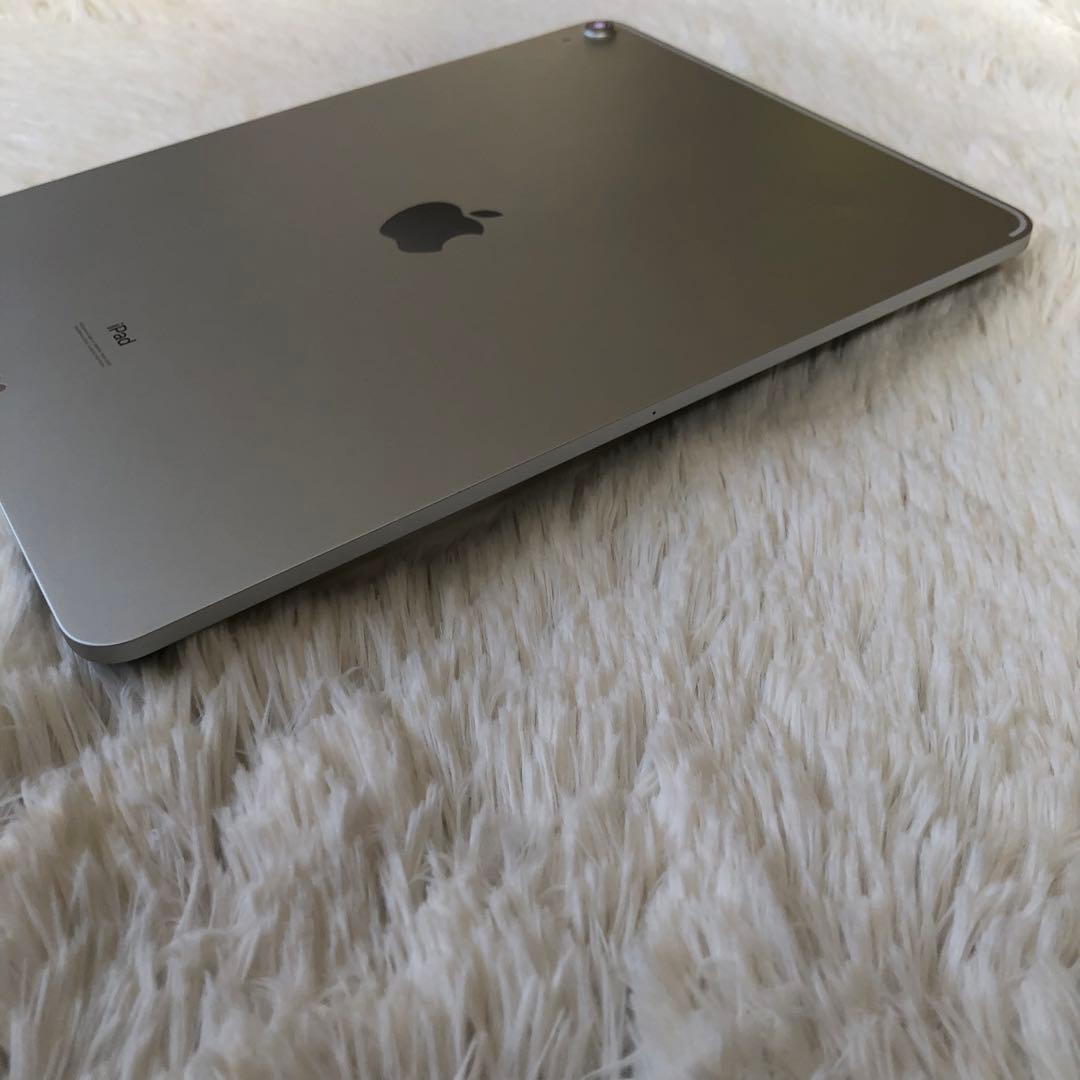 【完動品】iPad Pro 12.9 第3世代 256GB 【すぐ発送】