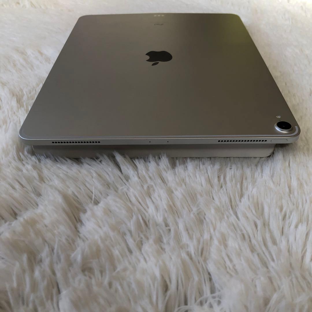 【完動品】iPad Pro 12.9 第3世代 256GB 【すぐ発送】