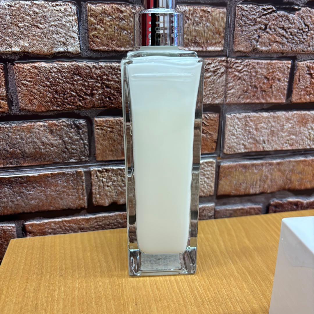 ☆ザ・ギンザ　エッセンスエマルジョン n　150ml