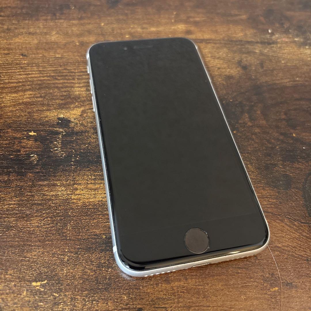 大幅値下げ★Apple iPhone SE (第2世代) ホワイト
