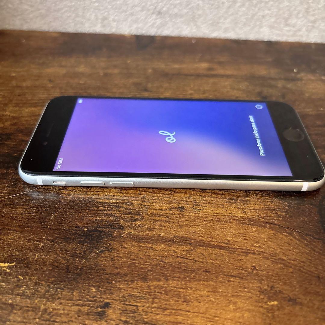大幅値下げ★Apple iPhone SE (第2世代) ホワイト