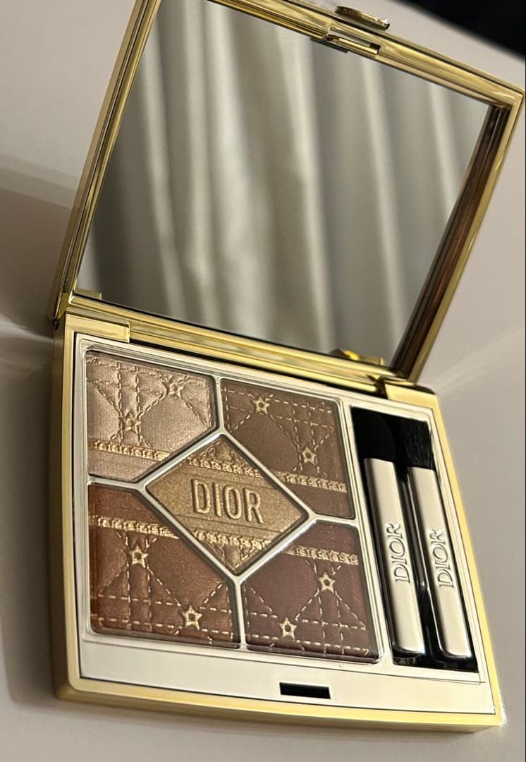 DIORディオールショウ サンク クルール ホリデーコレクション2025 636