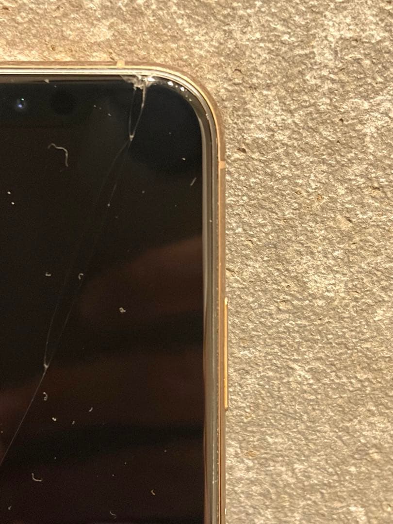 iPhoneXS 256GB ゴールド SIMフリー 82%