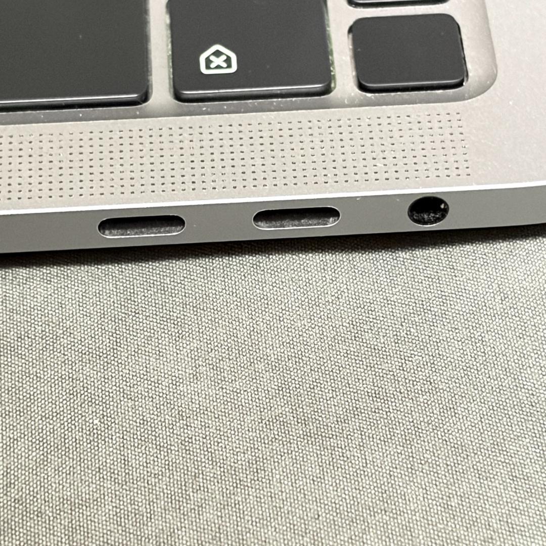 MacBook Pro (2020) intel 16gb 512gb 美品