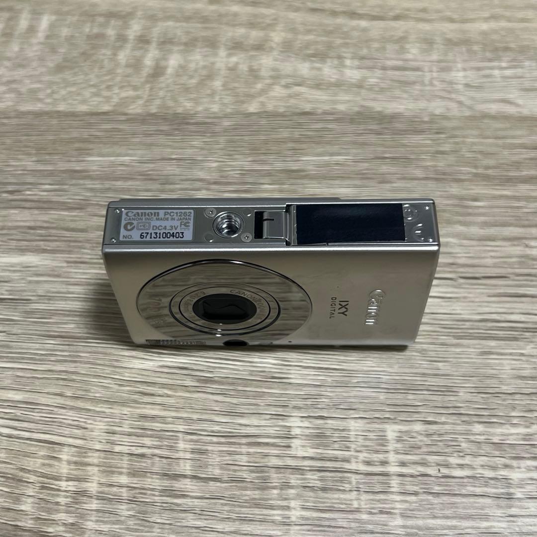 Canon IXY 251S デジタルカメラ シルバー 動作品　コンデジ