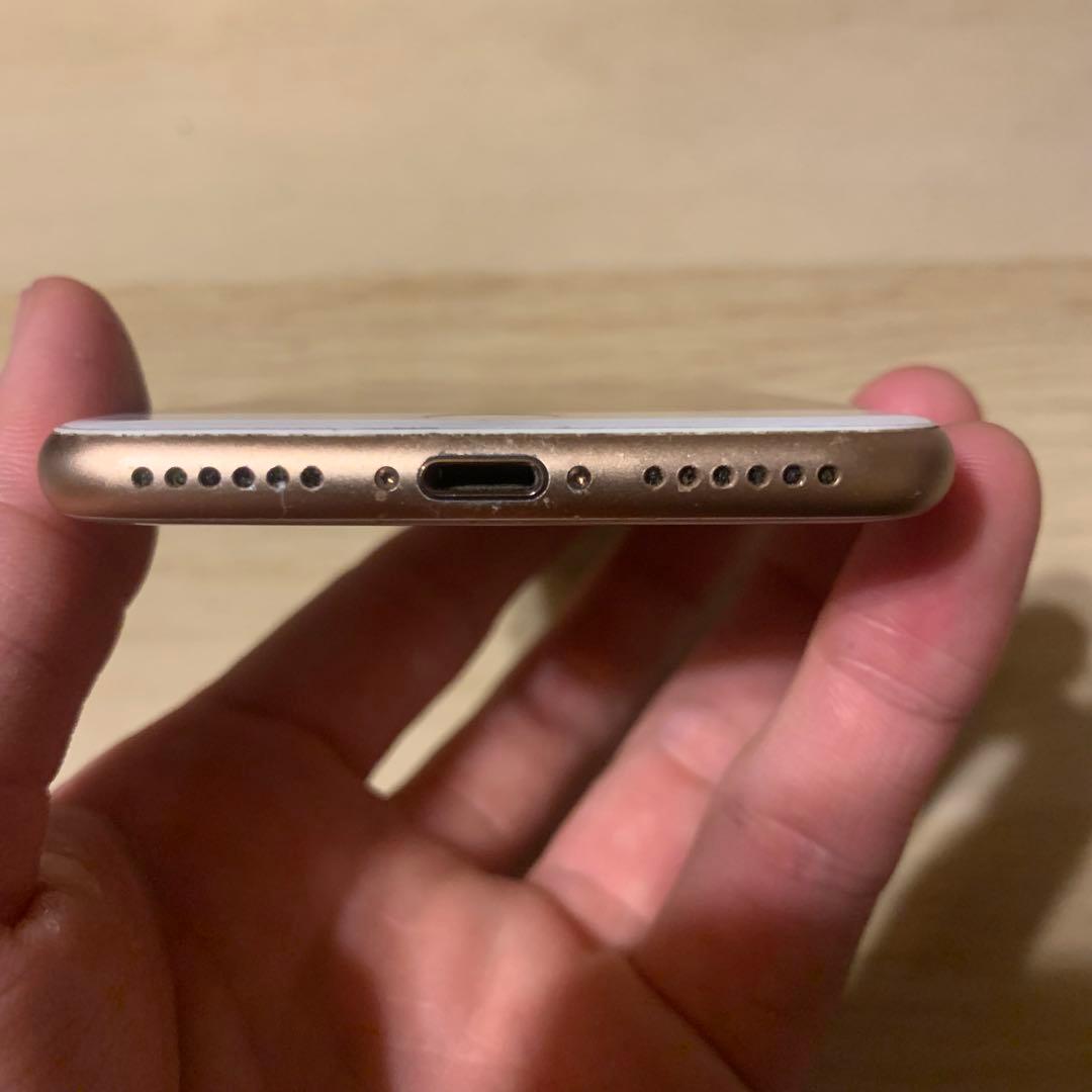 Apple iPhone 8 ピンクゴールド 本体　初期化済み