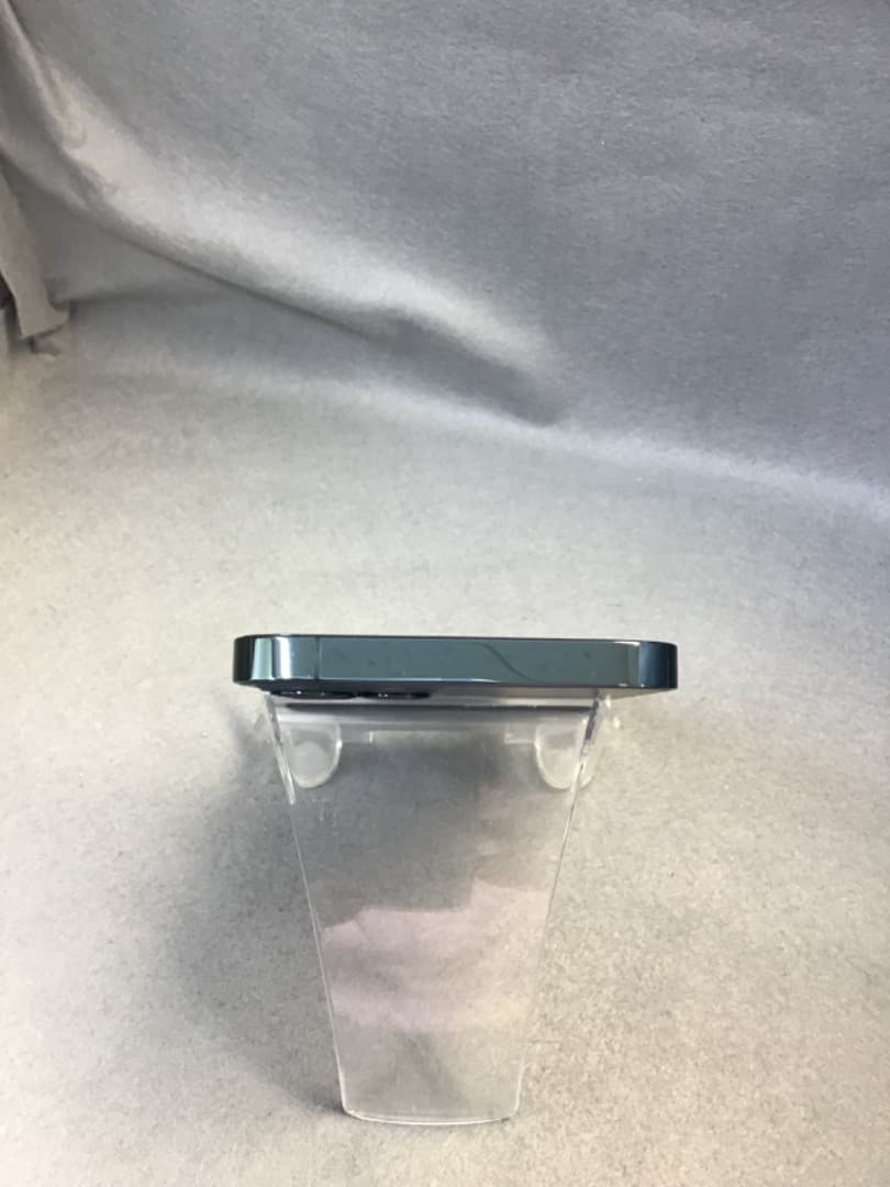 美品　国内版　SIMフリー　iPhone12Pro 256GBブルー色