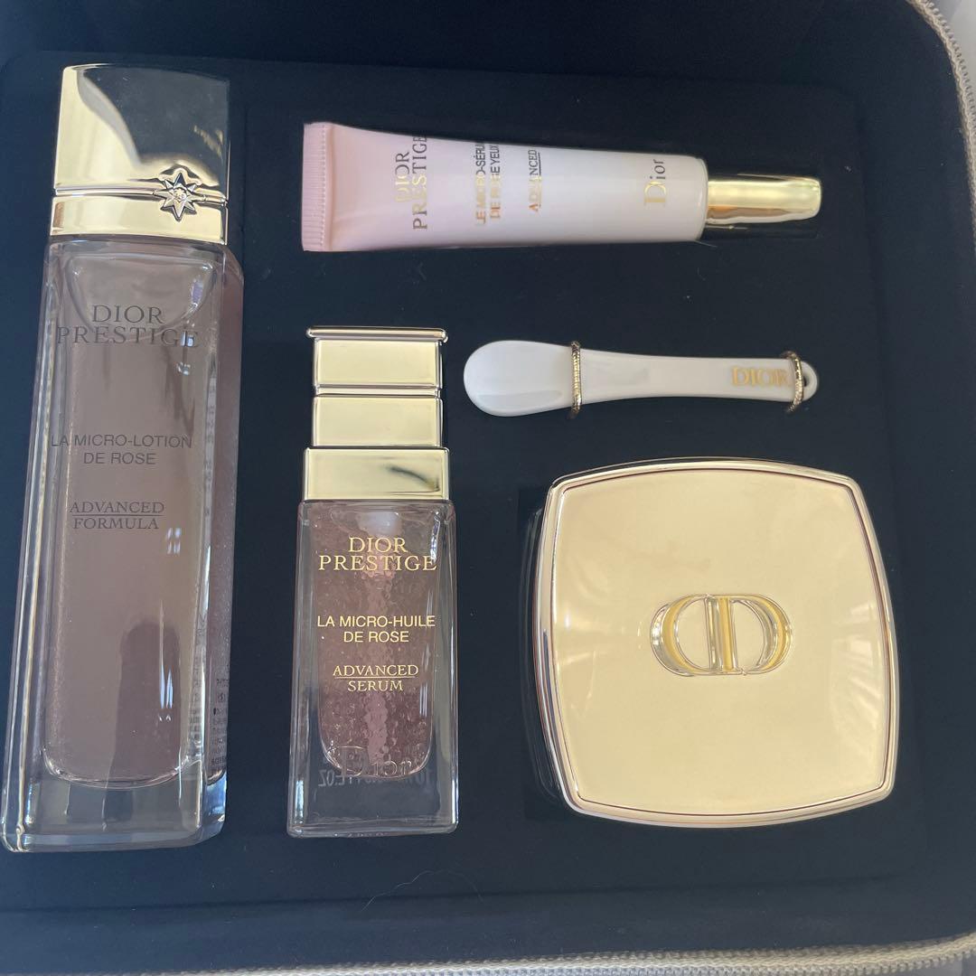 Dior Prestige クリスマスコフレ