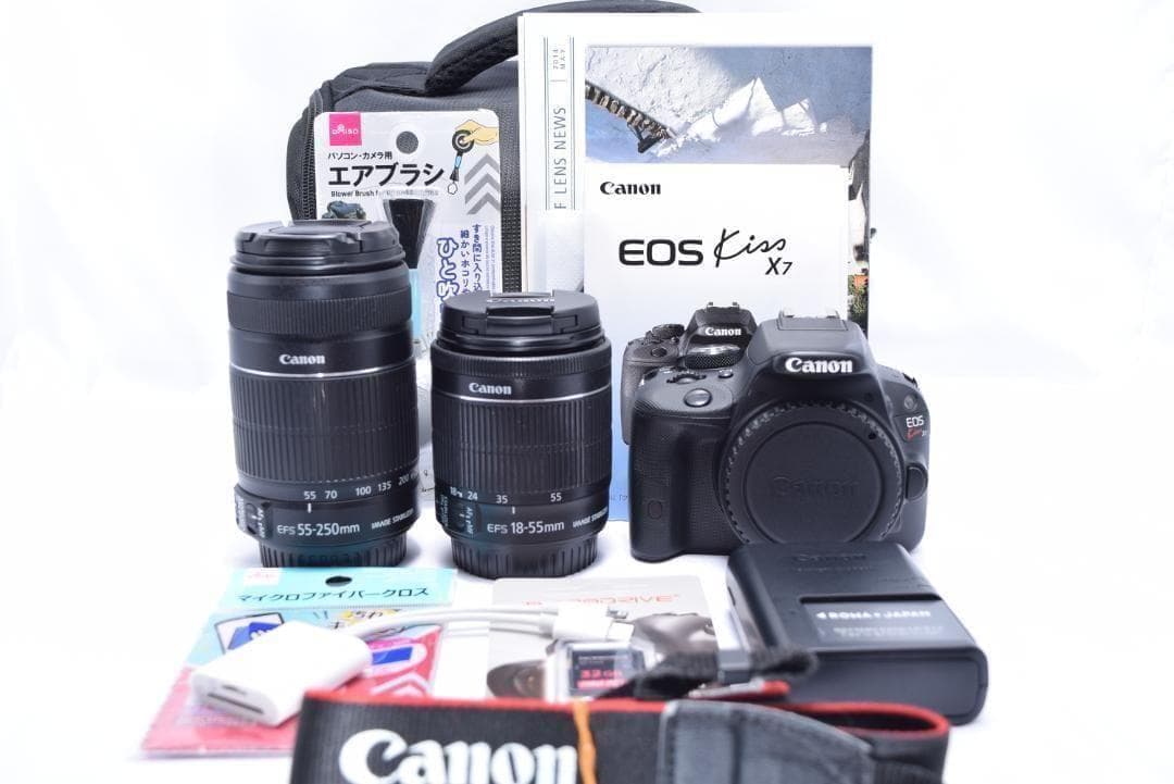 Canon EOS kiss X7 Ｗレンズキット バッテリー2個、バック付き✨